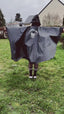 Poncho imperméable "Poulettes Sisters" noir