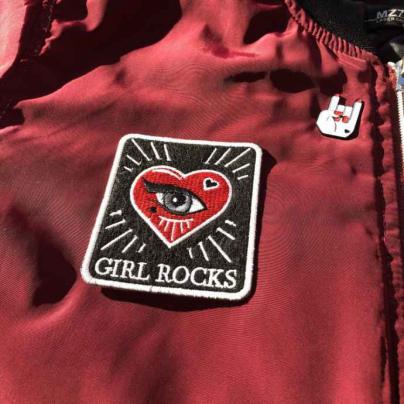 Patchs & Stickers Patch brodé « Girl rocks » ❤️👁🤘