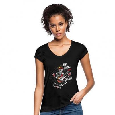 T-Shirts T-shirt Femme, manches courtes, col V "Air Guitar Queen"