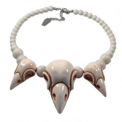 Selection Poulette Collier crânes de corbeaux KREEPSVILLE666 - Ecru