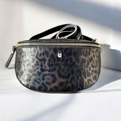 Sacs & Pochettes Banane en cuir lamé brillant imprimé Leopard, fabriqué en Italie, Noir